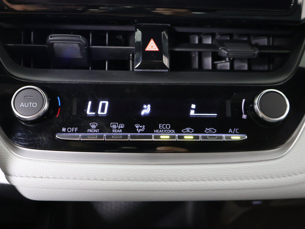Used 2025 Toyota Corolla SE FWD image 39