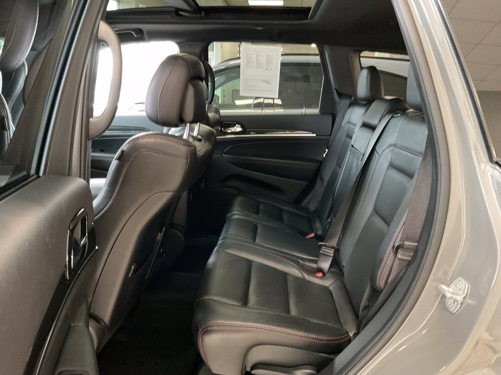 Used 2021 Jeep Grand Cherokee Trailhawk w/ Trailhawk Luxury Group AWD/4WD image 23