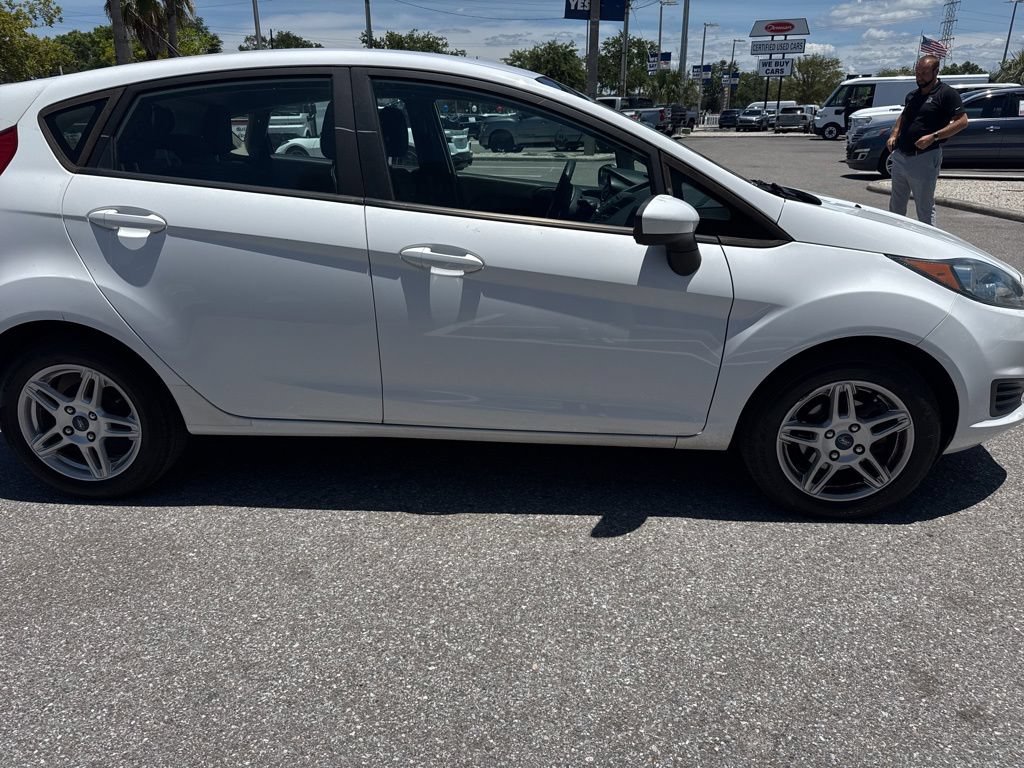 Used 2019 Ford Fiesta SE FWD image 4