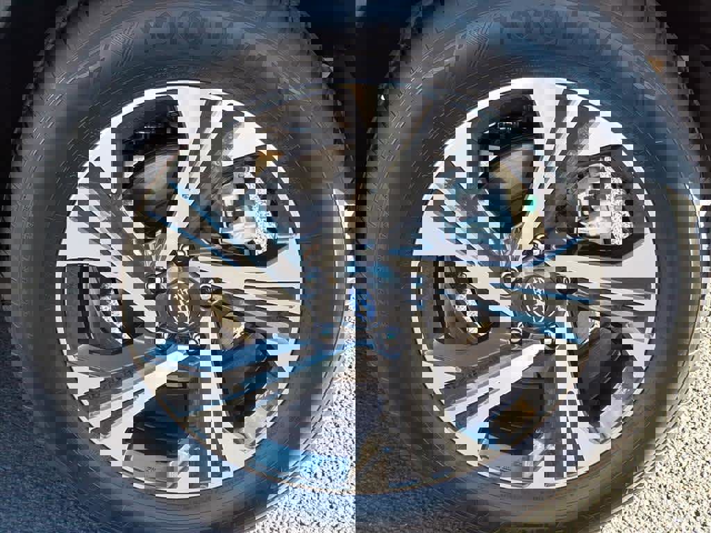 Certified 2025 Subaru Crosstrek 2.0i Premium image 11