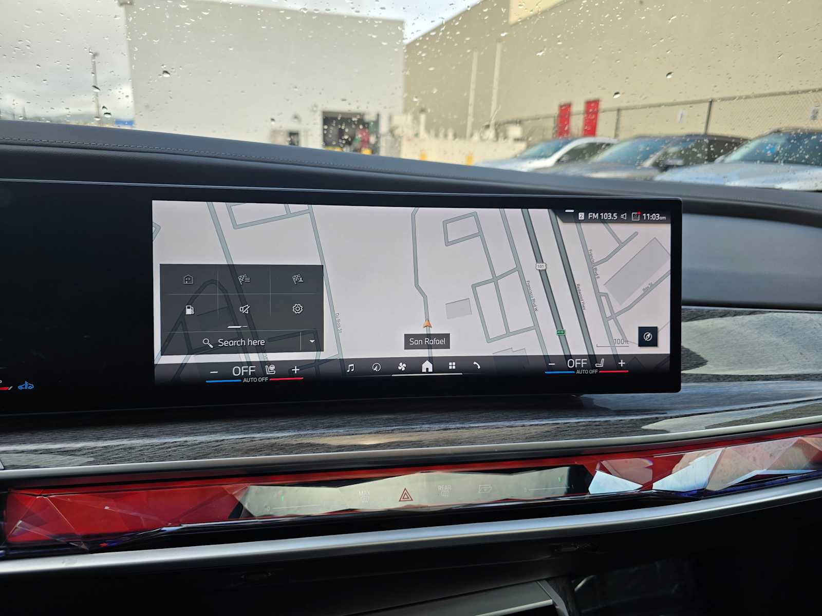 Used 2024 BMW 740i image 28