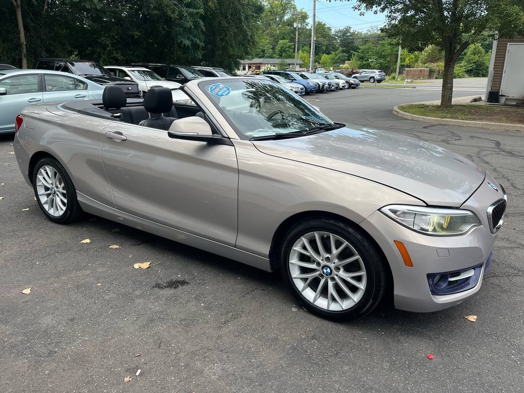 Used 2016 BMW 228i xDrive Convertible AWD/4WD image 9