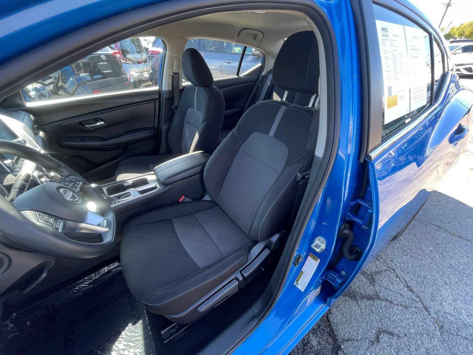 Used 2025 Nissan Sentra SV image 36
