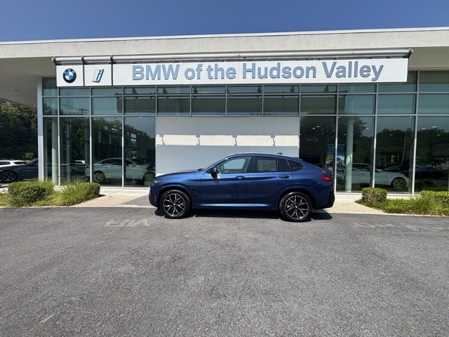 New 2025 BMW X4 xDrive30i w/ Premium Package