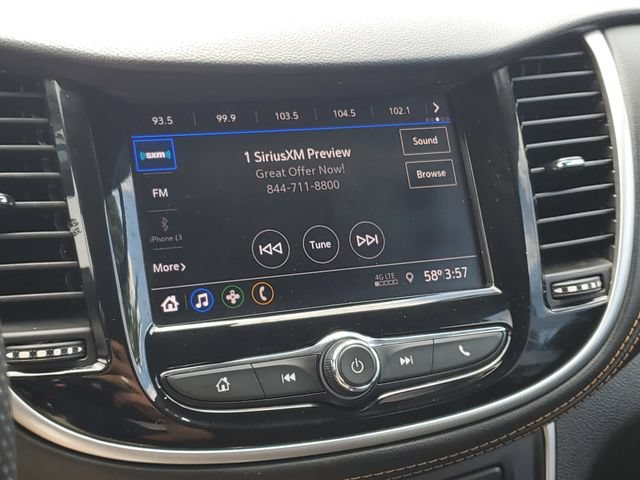 Used 2020 Chevrolet Trax LT FWD image 13
