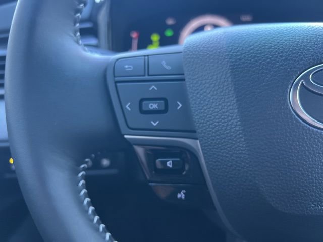 Used 2026 Toyota Camry SE image 16