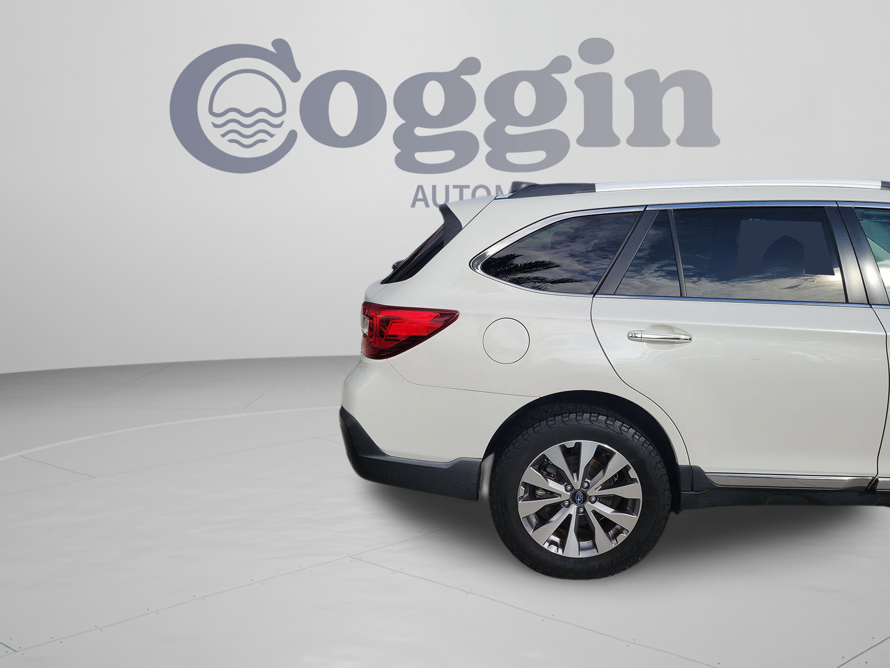Used 2019 Subaru Outback 3.6R Touring w/ Popular Package #3A AWD/4WD image 31