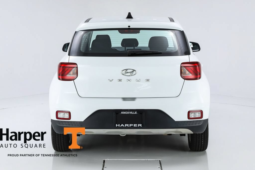 Used 2021 Hyundai Venue SE FWD image 43