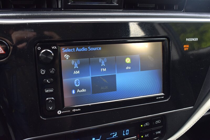 Used 2018 Toyota Corolla iM w/ All-Weather Mat Package FWD image 18