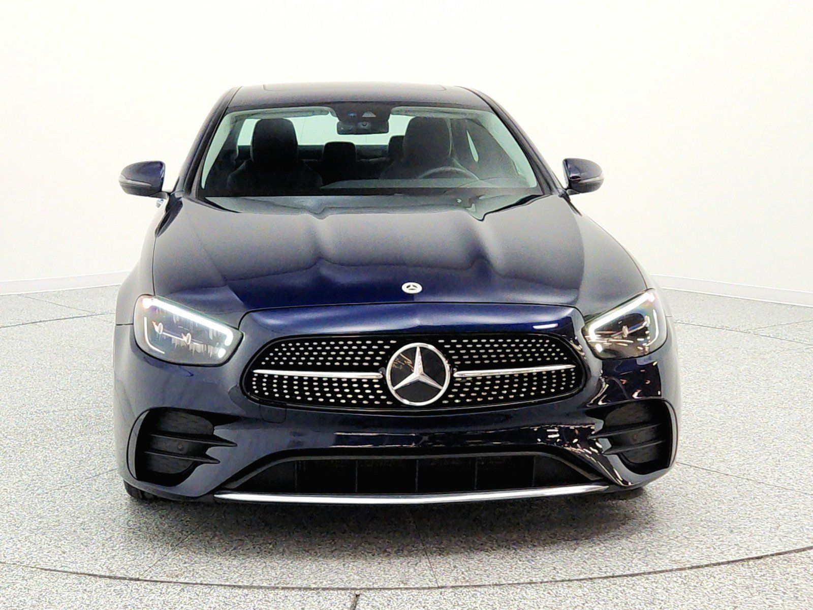 Used 2022 Mercedes-Benz E 350 Sedan image 2