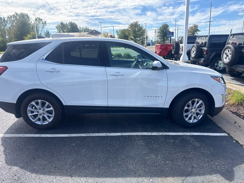 Used 2019 Chevrolet Equinox LT w/ Driver Convenience Package FWD image 11
