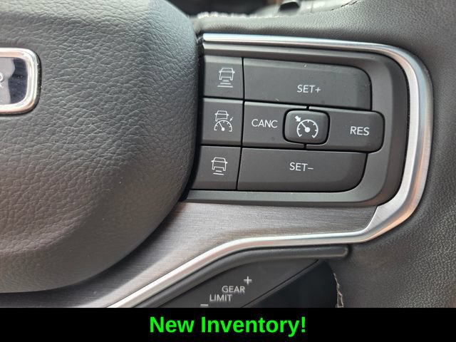 Certified 2023 Jeep Wagoneer Series II w/ Convenience Group I AWD/4WD image 27