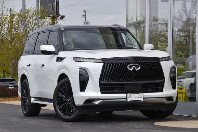 Used 2025 INFINITI QX80 Sensory AWD/4WD image 5