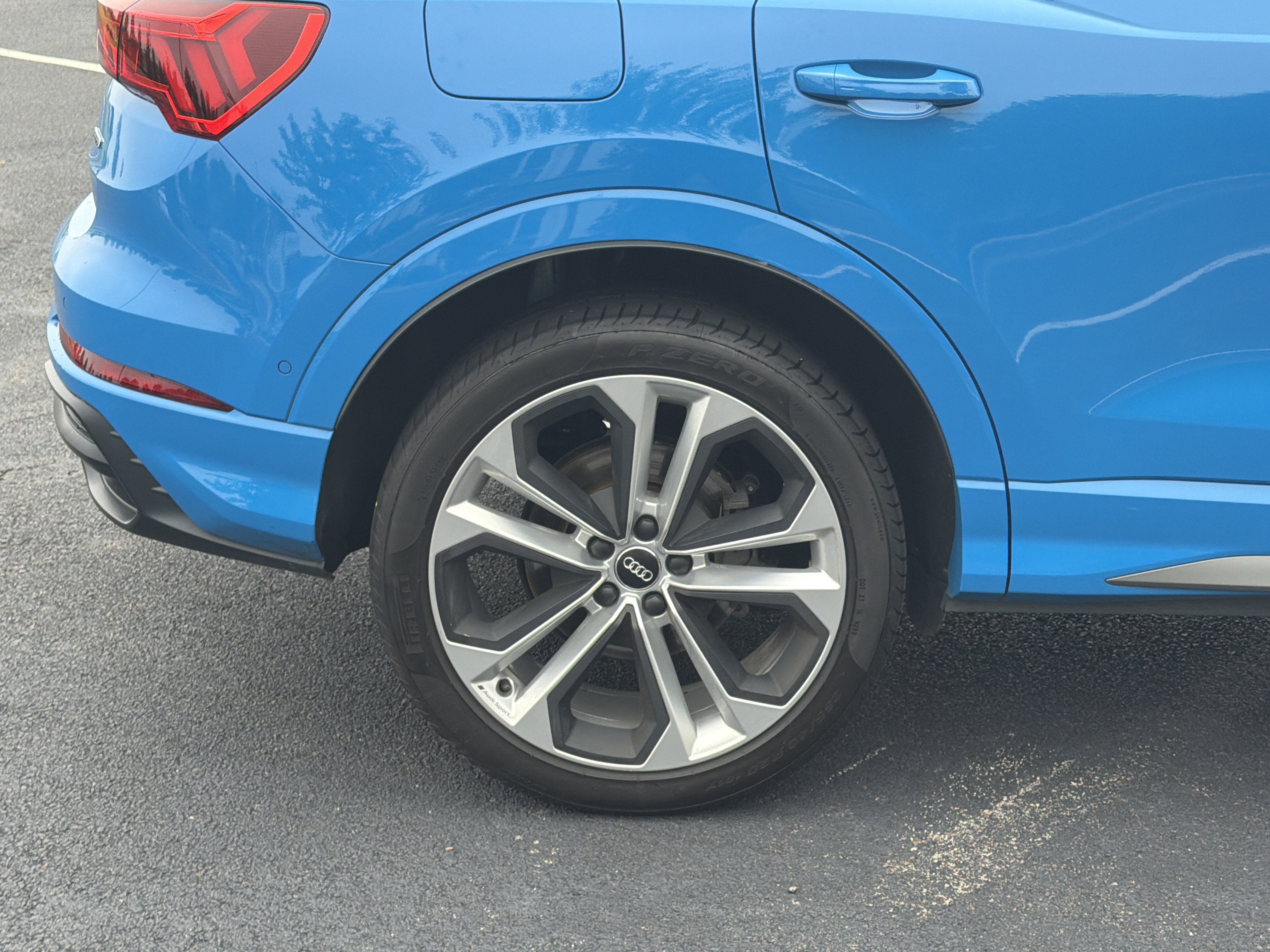 Used 2020 Audi Q3 2.0T Prestige w/ Prestige Package AWD/4WD image 34