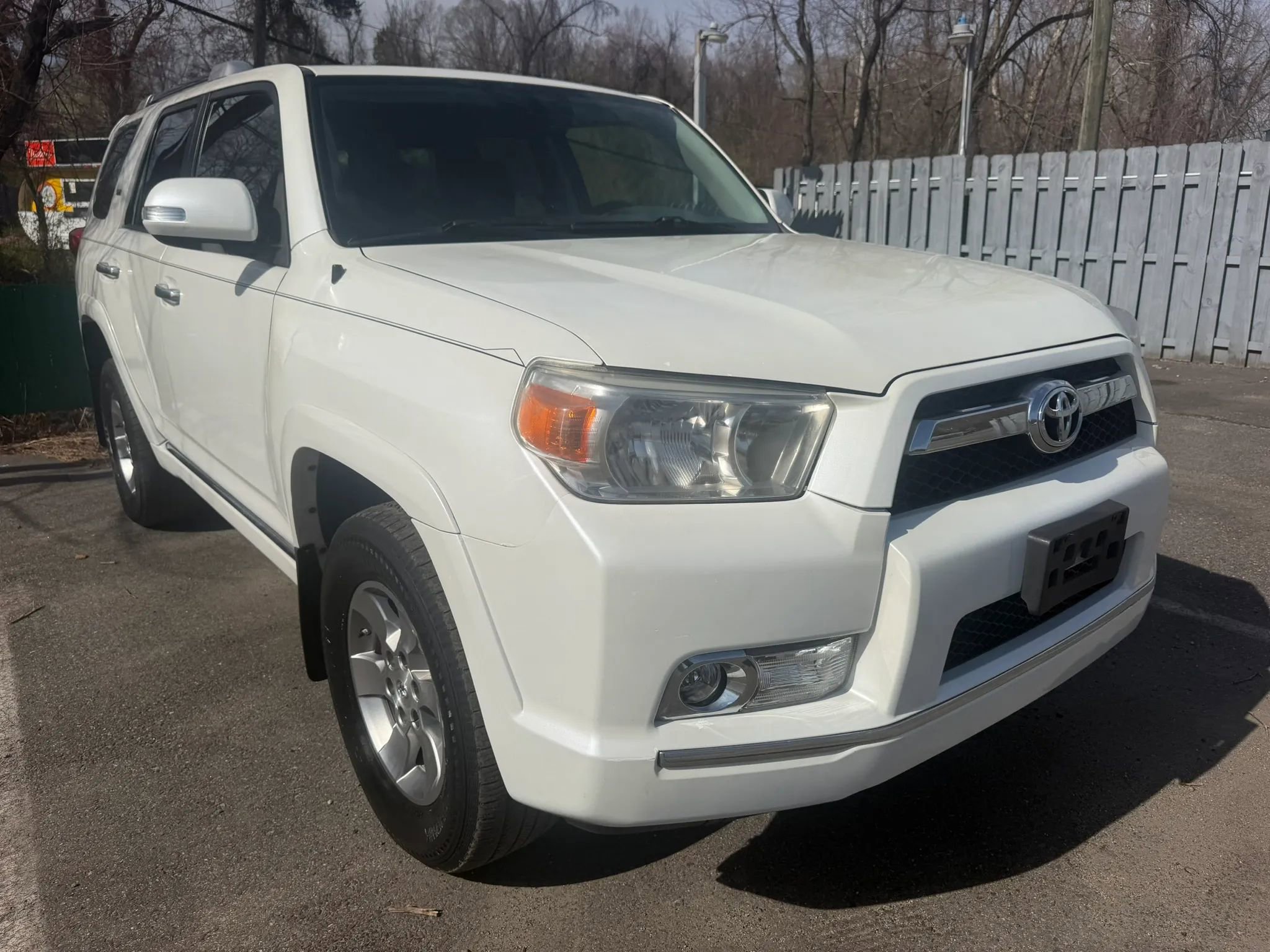 Used 2012 Toyota 4Runner SR5 AWD/4WD image 3
