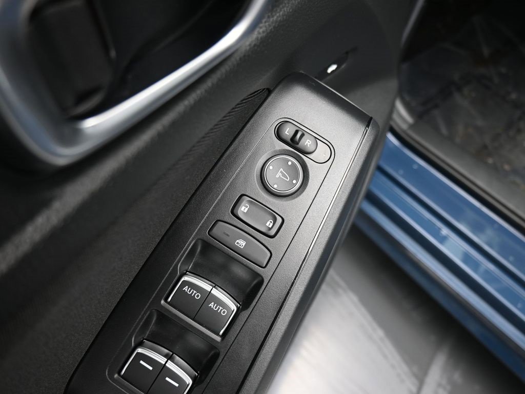 Used 2025 Honda Civic Sport image 31