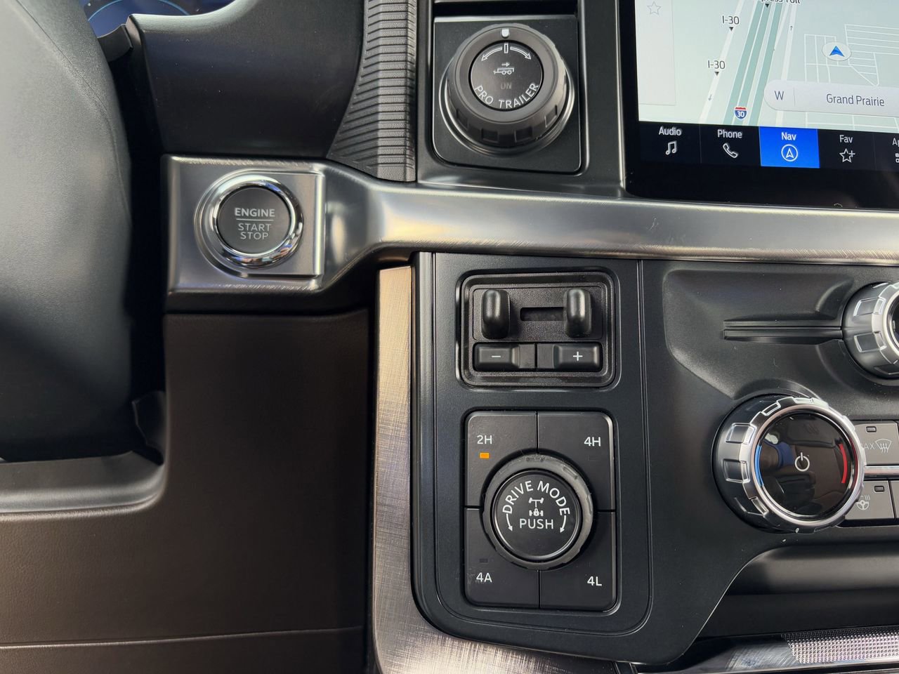 New 2025 Ford F150 King Ranch w/ FX4 Off-Road Package image 54