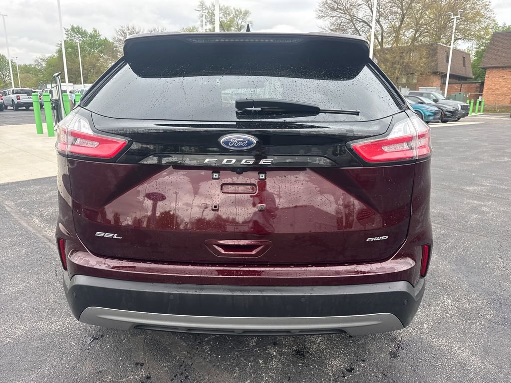 Used 2024 Ford Edge SEL w/ Convenience Package AWD/4WD image 9