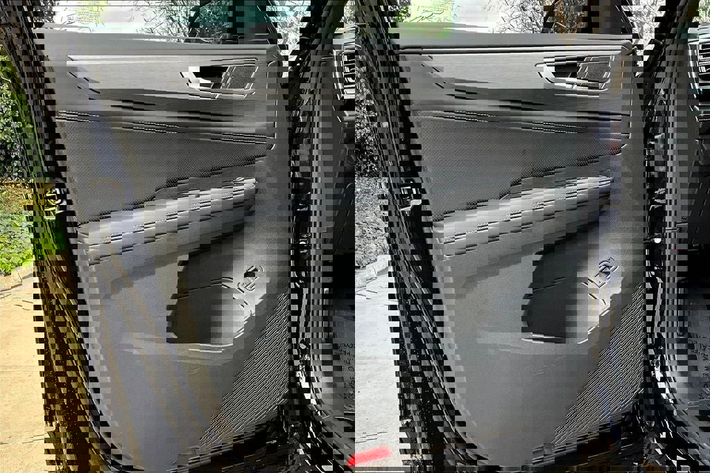 New 2025 Volkswagen Atlas Cross Sport SE image 26