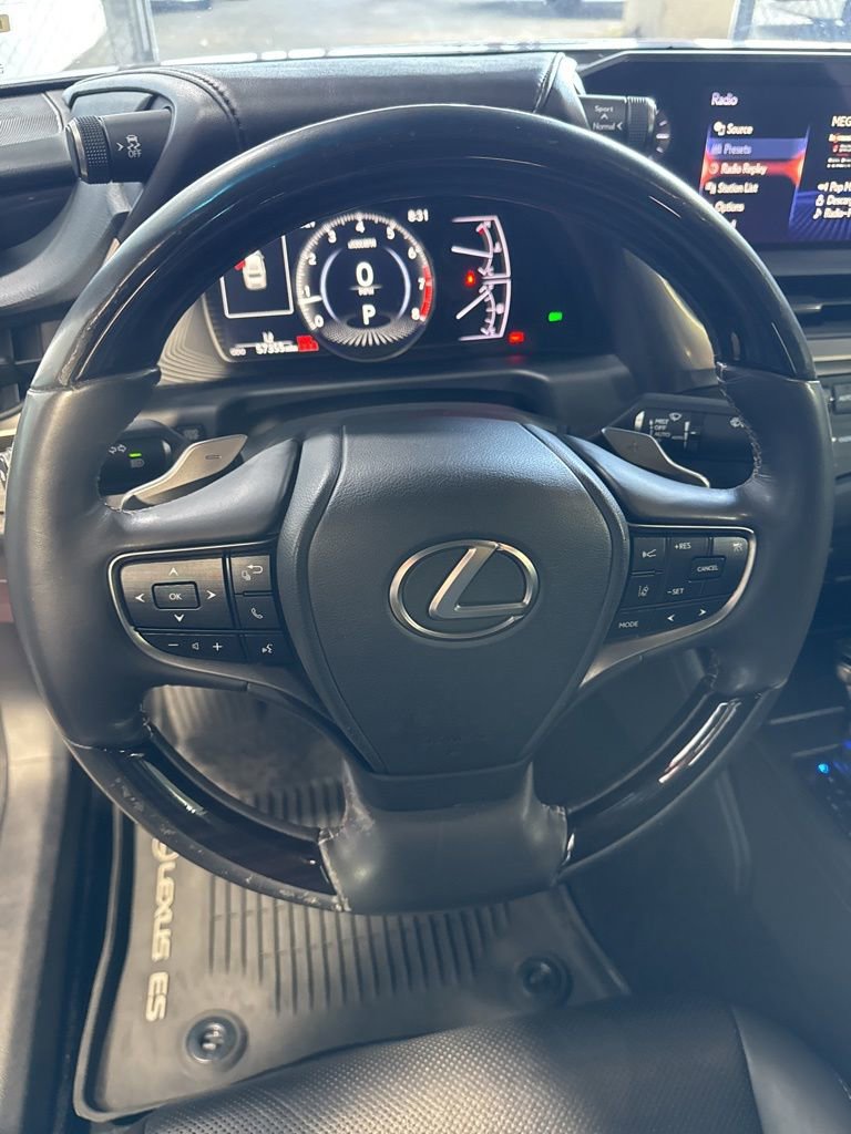 Used 2019 Lexus ES 350 w/ Premium Package FWD image 33