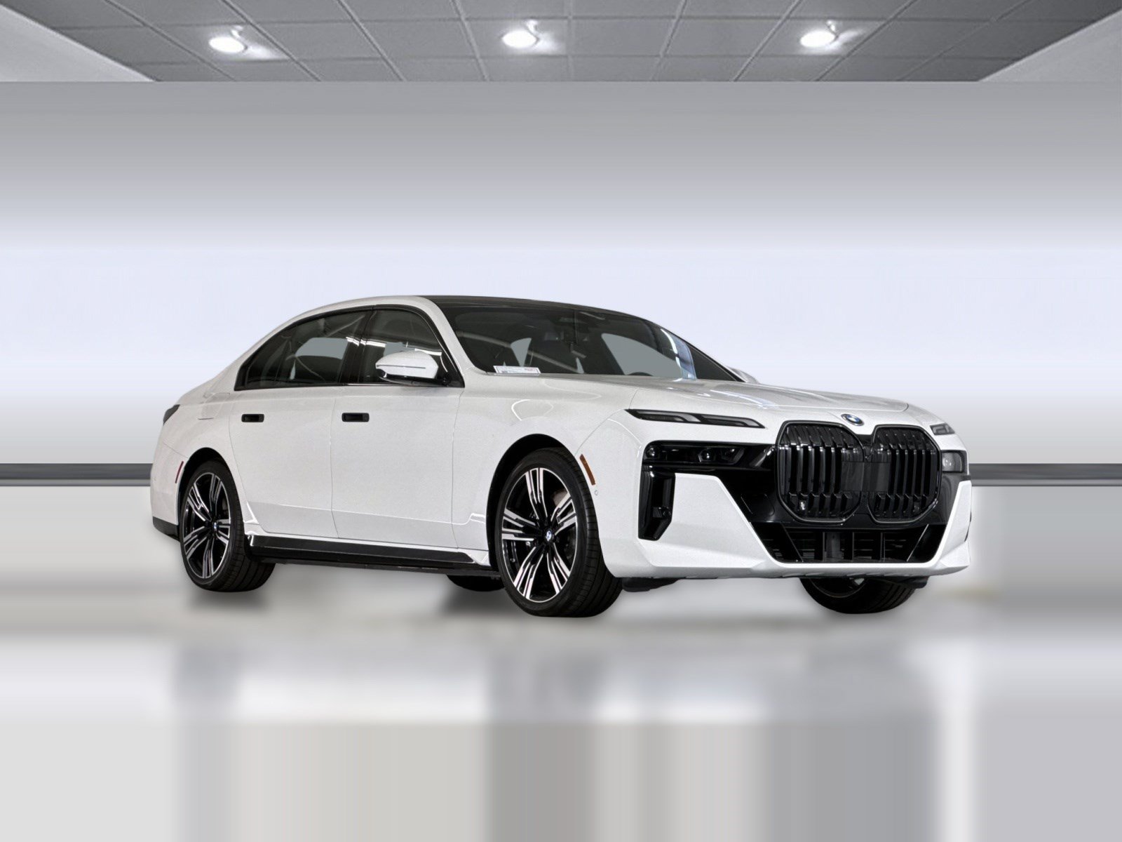 Used 2026 BMW i7 xDrive60 w/ M Sport Package RWD image 6