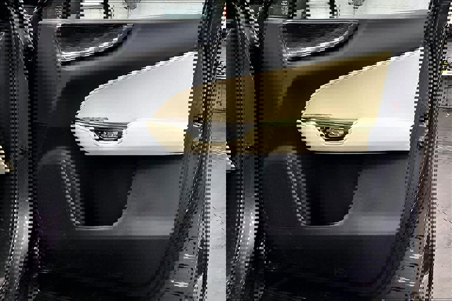 Used 2024 Lexus NX 350h AWD image 22