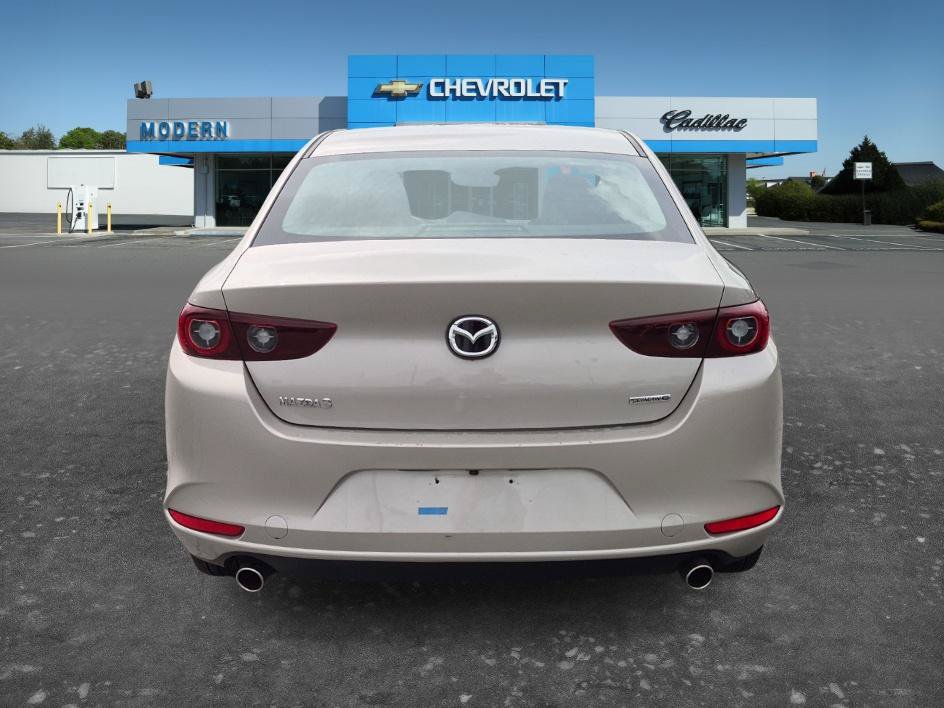 Used 2025 MAZDA MAZDA3 s FWD image 4