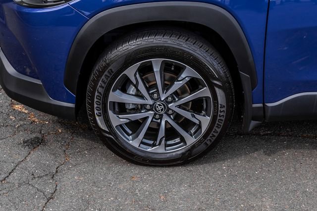 Certified 2024 Toyota Corolla Cross XLE w/ Convenience Package image 12