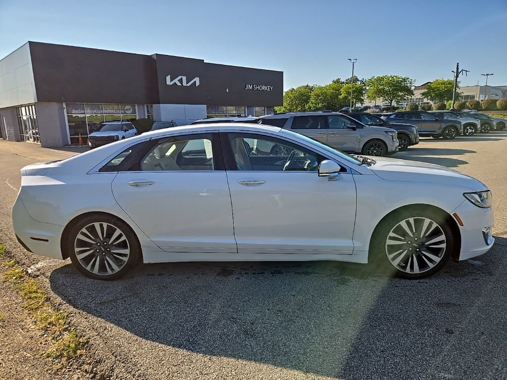 Used 2017 Lincoln MKZ Select FWD image 2