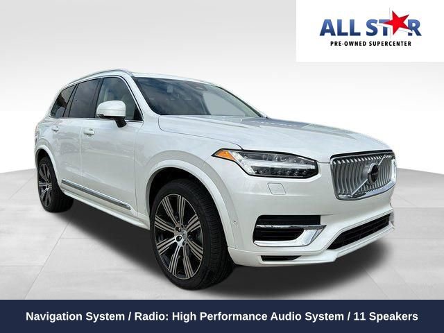New 2025 Volvo XC90 T8 Plus w/ Protection Package Premier