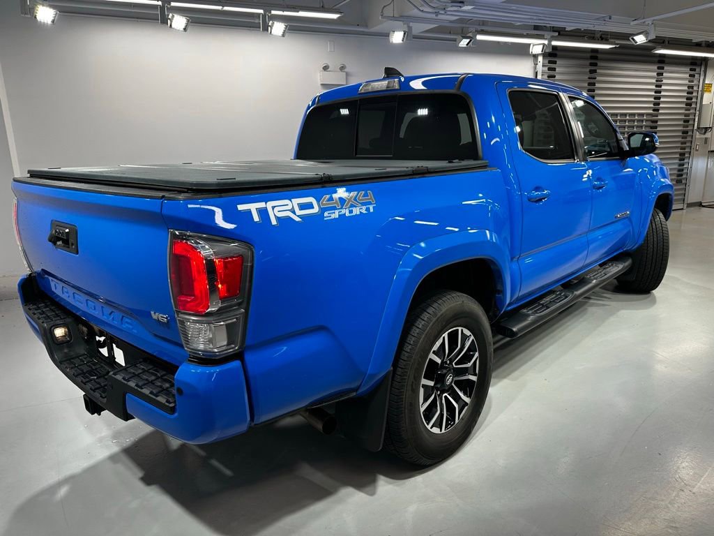 Used 2020 Toyota Tacoma TRD Sport w/ TRD Premium Sport Package AWD/4WD image 12