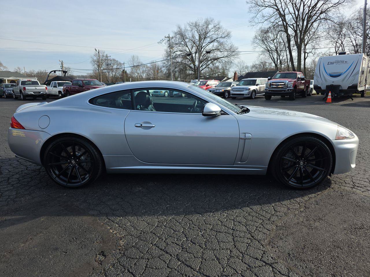Used 2010 Jaguar XKR R RWD image 21
