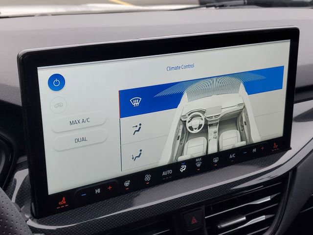 Certified 2024 Ford Escape ST-Line w/ Tech Pack #1 AWD/4WD image 21