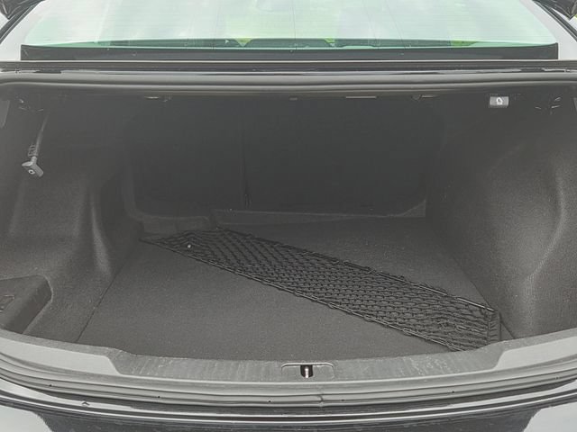 Used 2017 Buick LaCrosse Essence FWD image 11