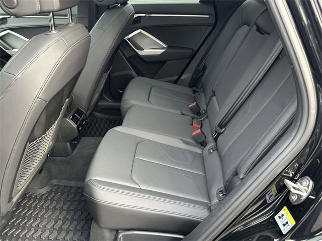 Certified 2025 Audi Q3 2.0T Premium w/ Convenience Package image 15