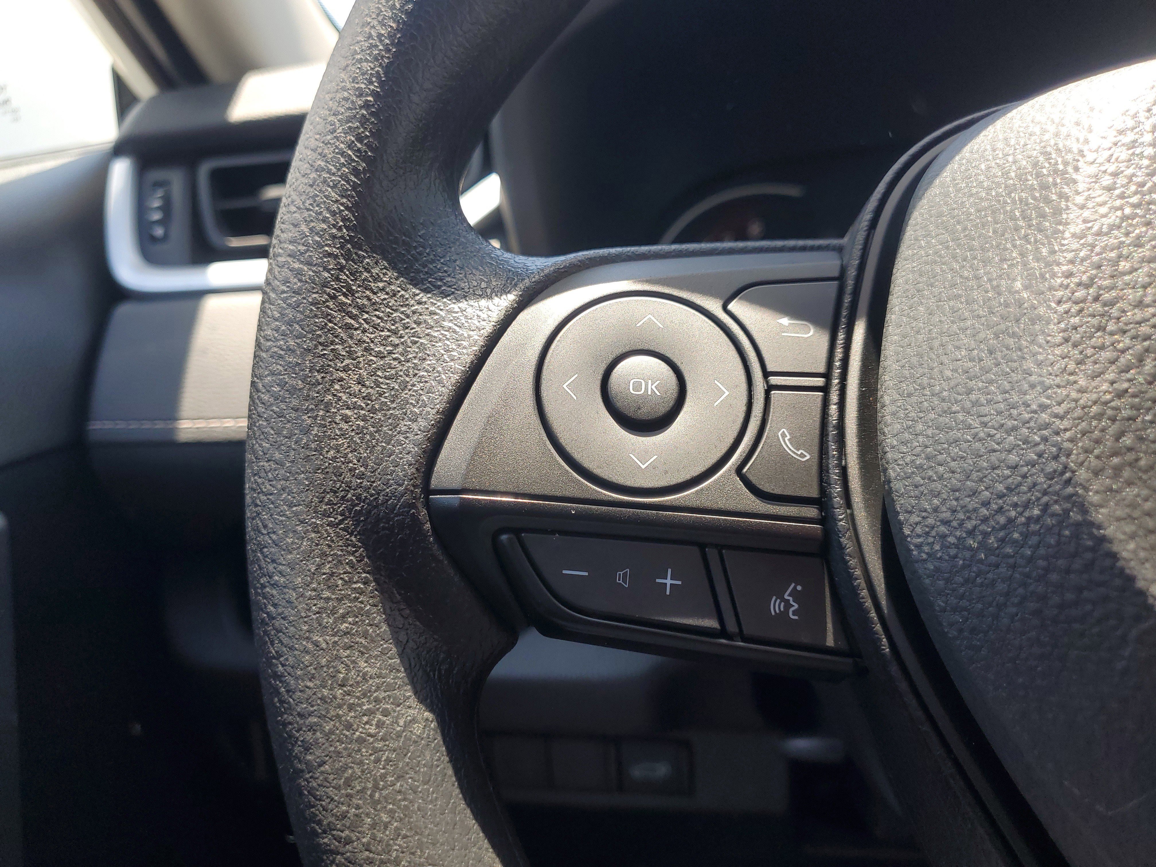 Used 2025 Toyota RAV4 XLE w/ Convenience Package image 23