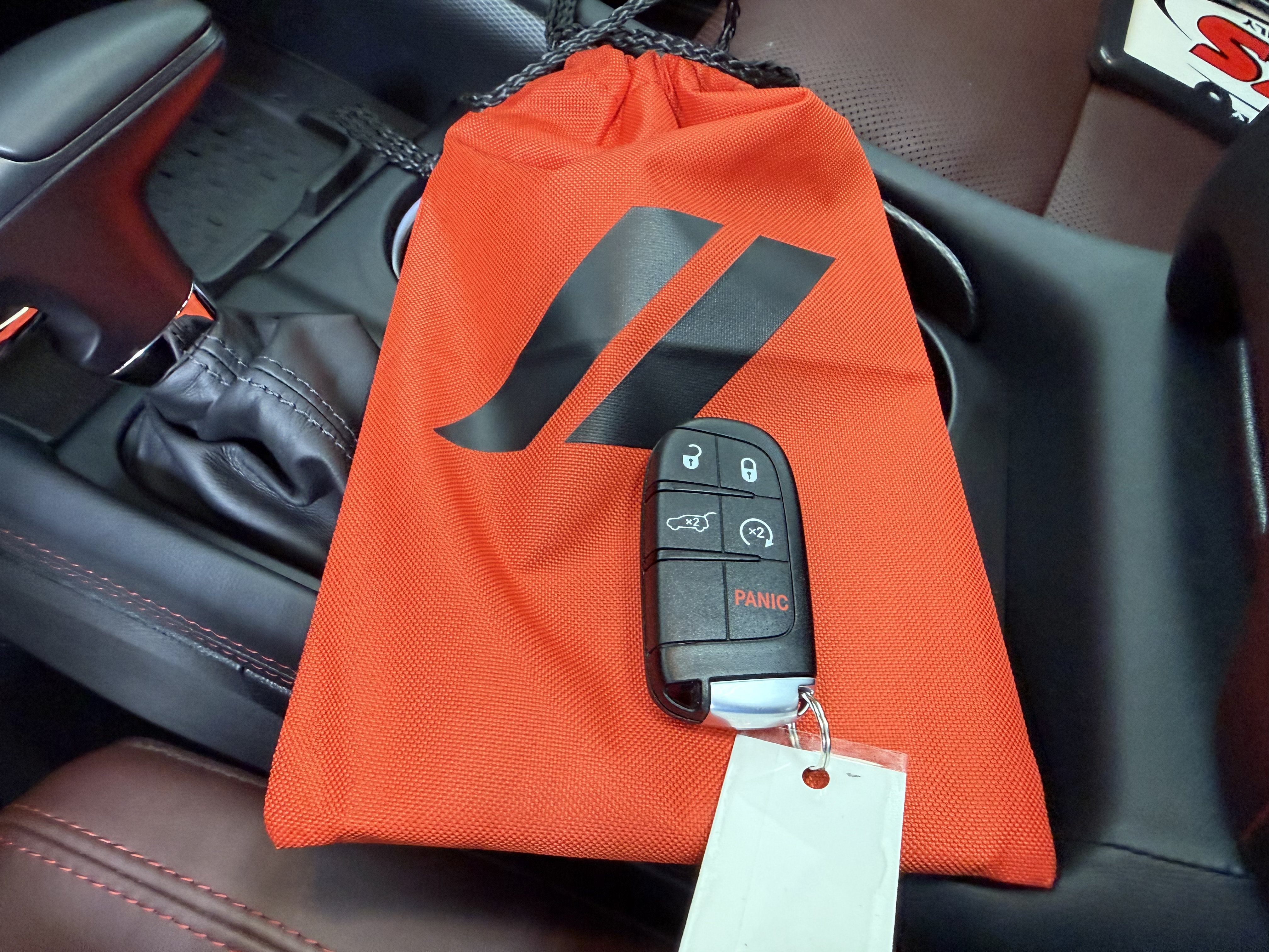 Used 2025 Dodge Durango GT AWD/4WD image 24