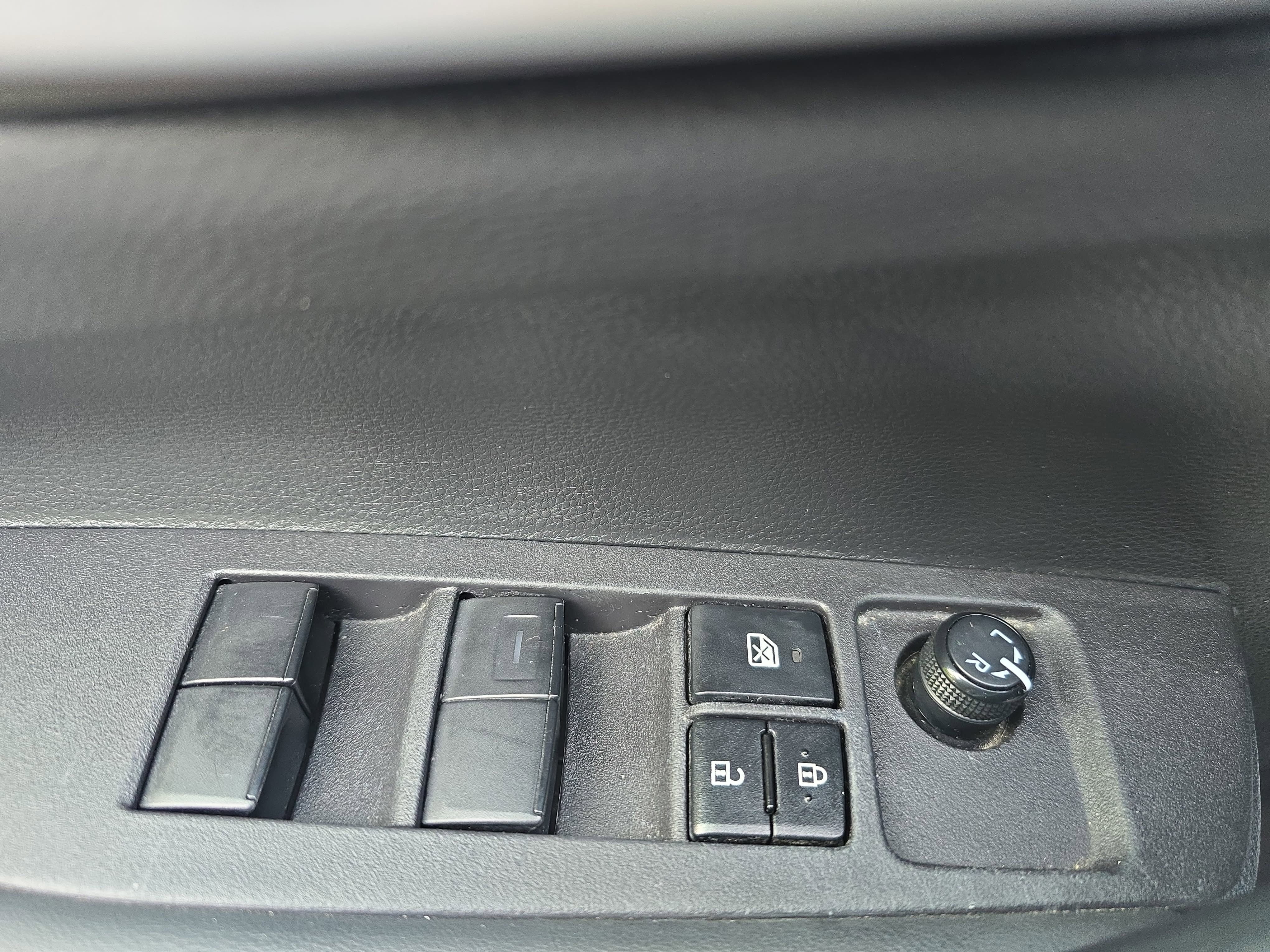 Used 2024 Toyota Corolla SE image 24