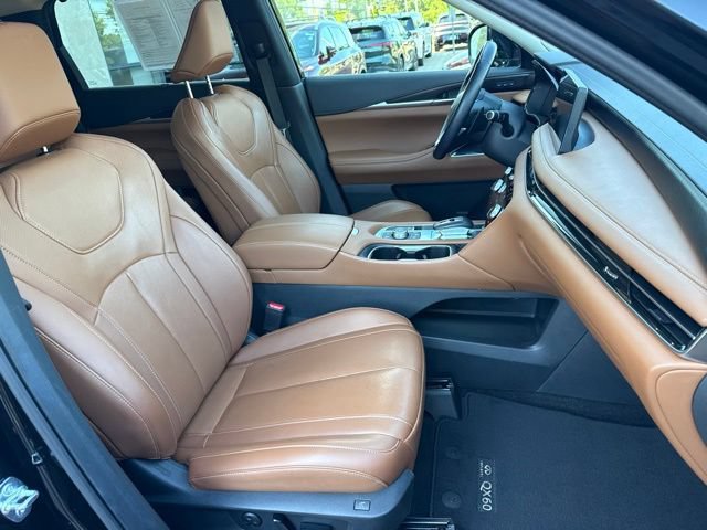 Used 2024 INFINITI QX60 Sensory w/ Vision Package AWD/4WD image 15