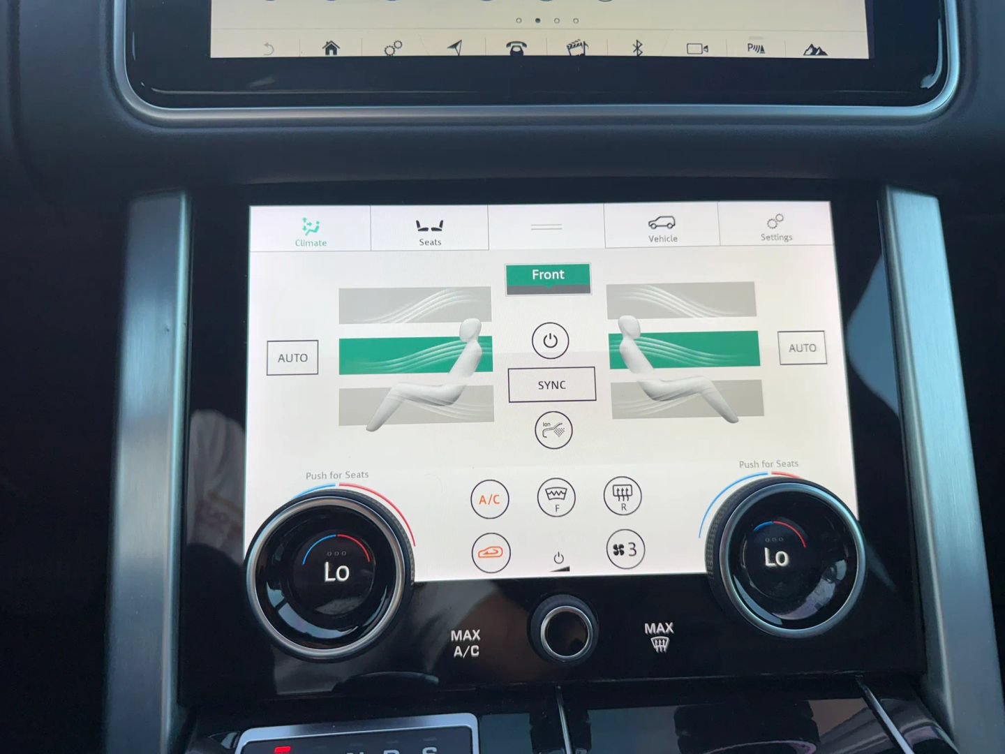 Used 2019 Land Rover Range Rover HSE AWD/4WD image 26