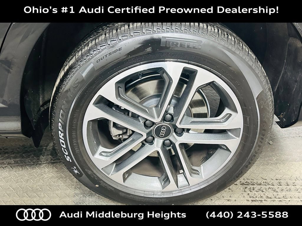 Certified 2025 Audi Q5 Premium AWD/4WD image 33