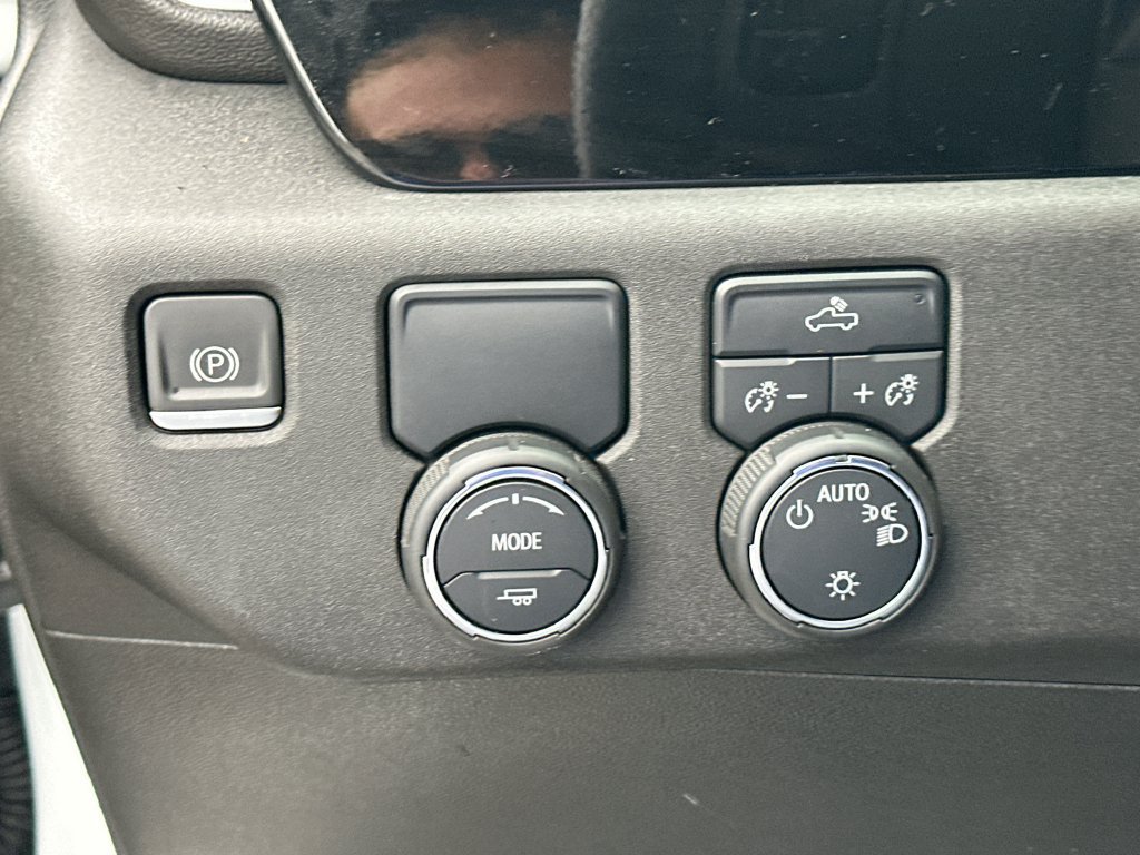 Certified 2024 Chevrolet Silverado 2500 LT RWD image 10