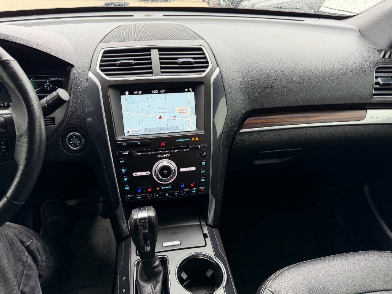 Used 2018 Ford Explorer Limited AWD/4WD image 26
