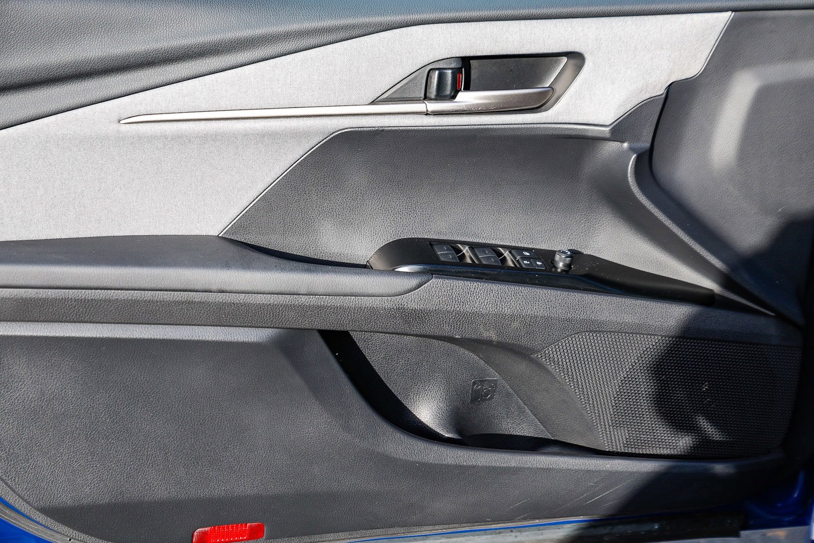 Used 2025 Toyota Camry LE image 20