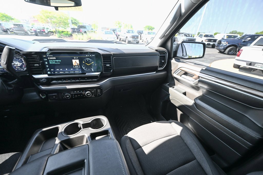 Used 2024 Chevrolet Silverado 1500 LT Trail Boss w/ Protection Package image 33