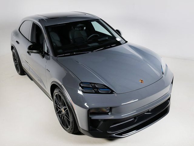 New 2026 Porsche Macan GTS Electric AWD/4WD image 32