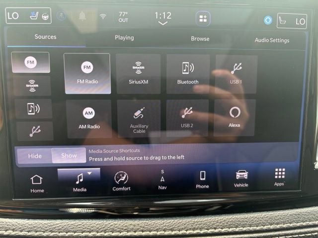 Used 2023 Chrysler Pacifica Limited FWD image 7