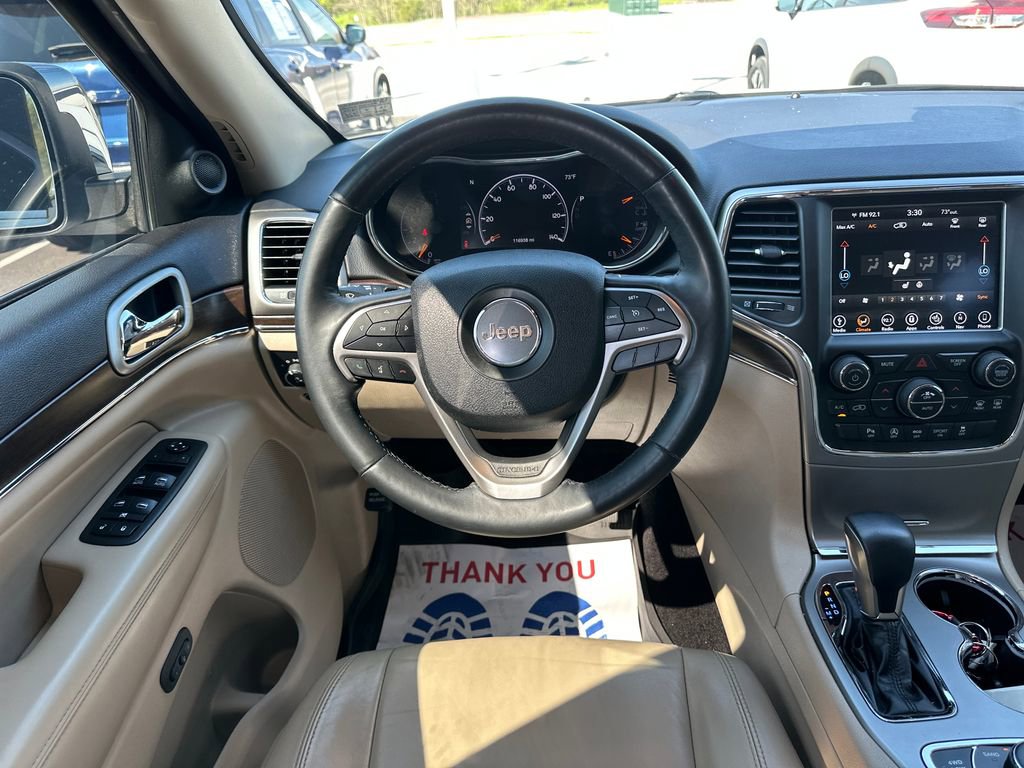 Used 2018 Jeep Grand Cherokee Limited image 18