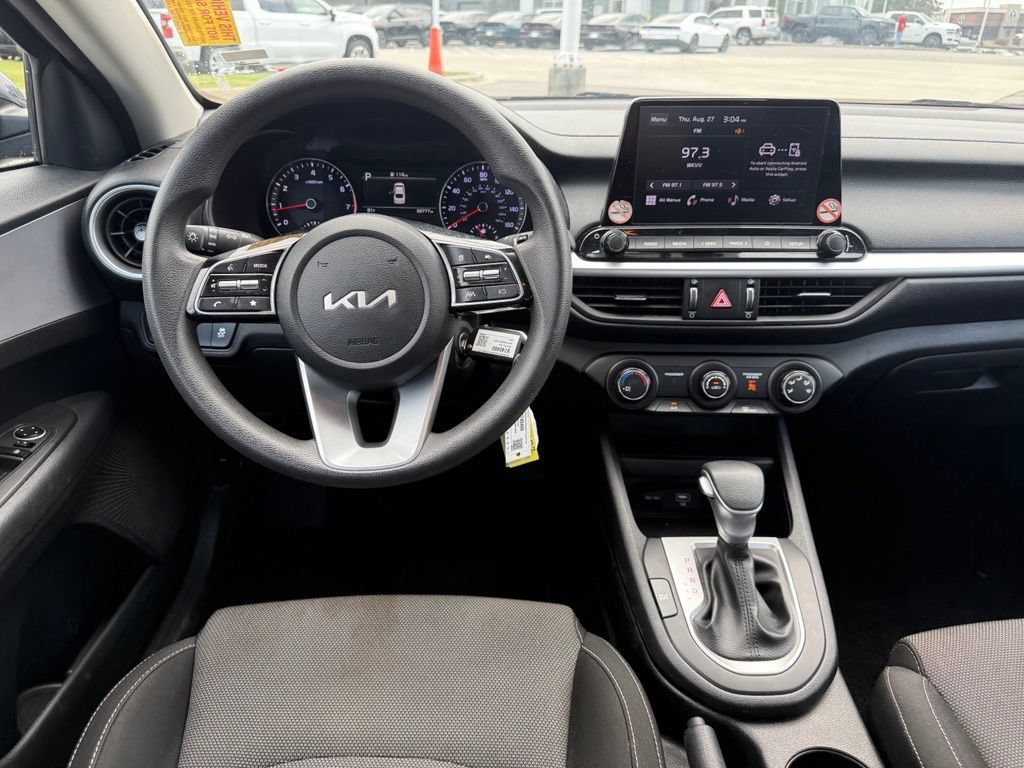 Used 2024 Kia Forte LXS FWD image 8