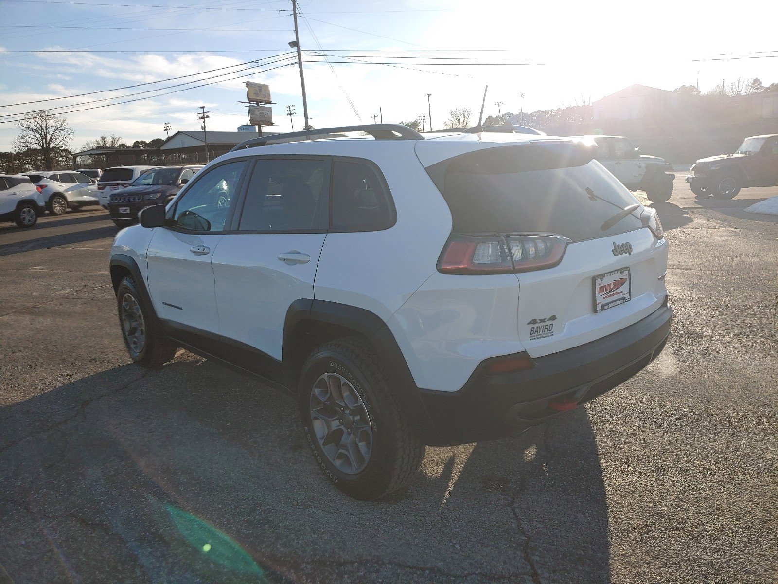 Used 2020 Jeep Cherokee Trailhawk w/ Comfort/Convenience Group image 11